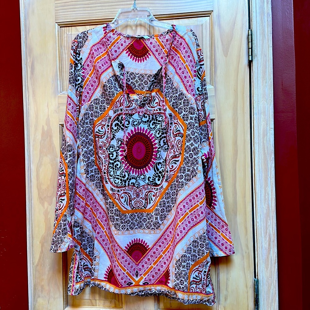 Athleta Moroccan pattern cover up.  Size L